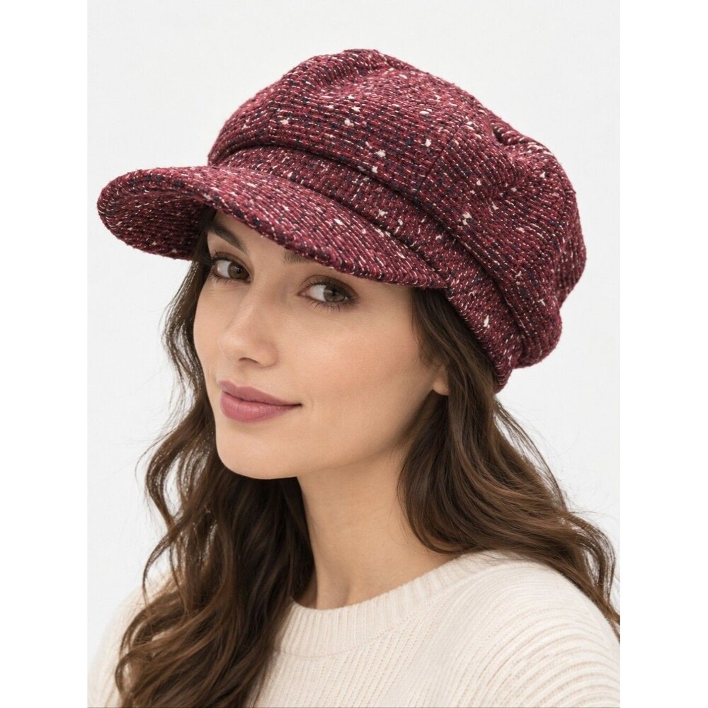 EUC Maya Copenhagen women's red and white newsboy hat, warm winter spring fall